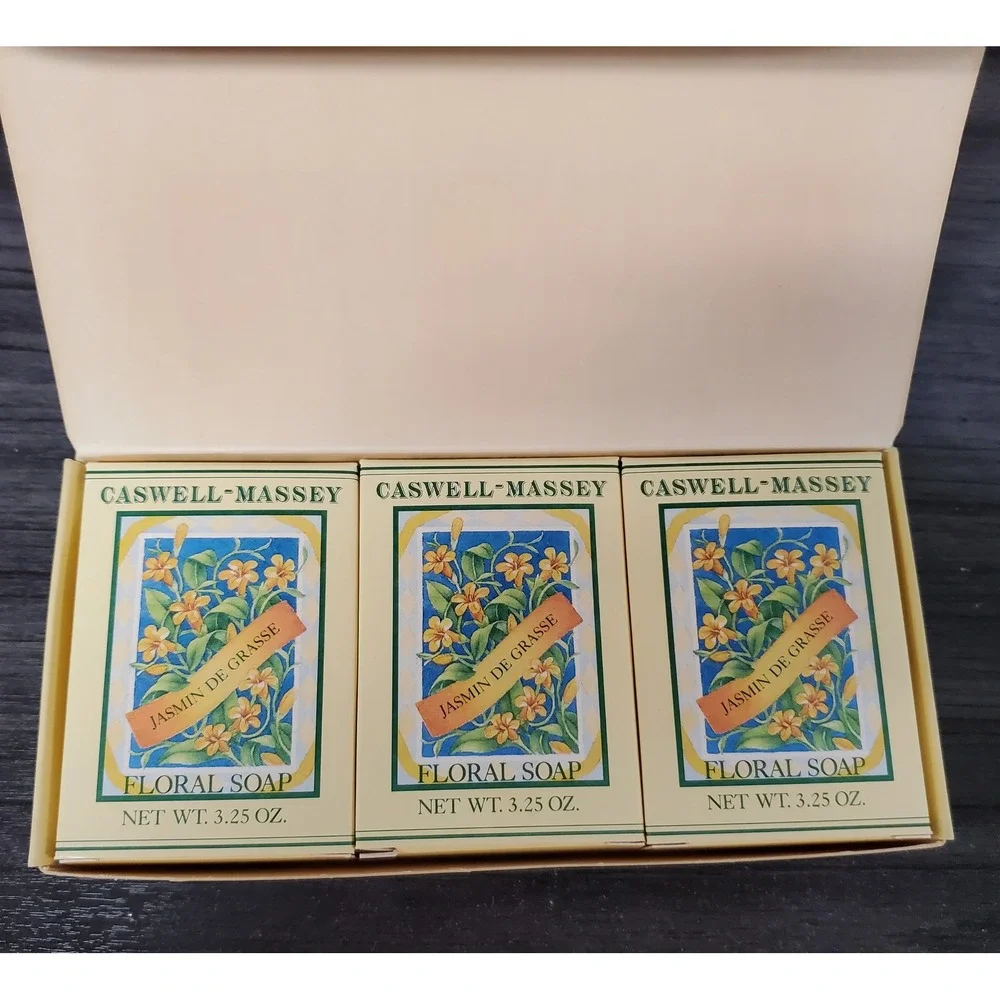 Caswell-Massey Jasmin de Grasse Floral Soap 3 Cakes 3.25 oz Each Boxed Set